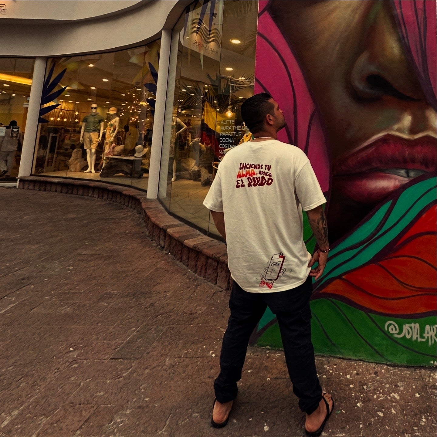 Camiseta enciende tu alma, apaga el ruido