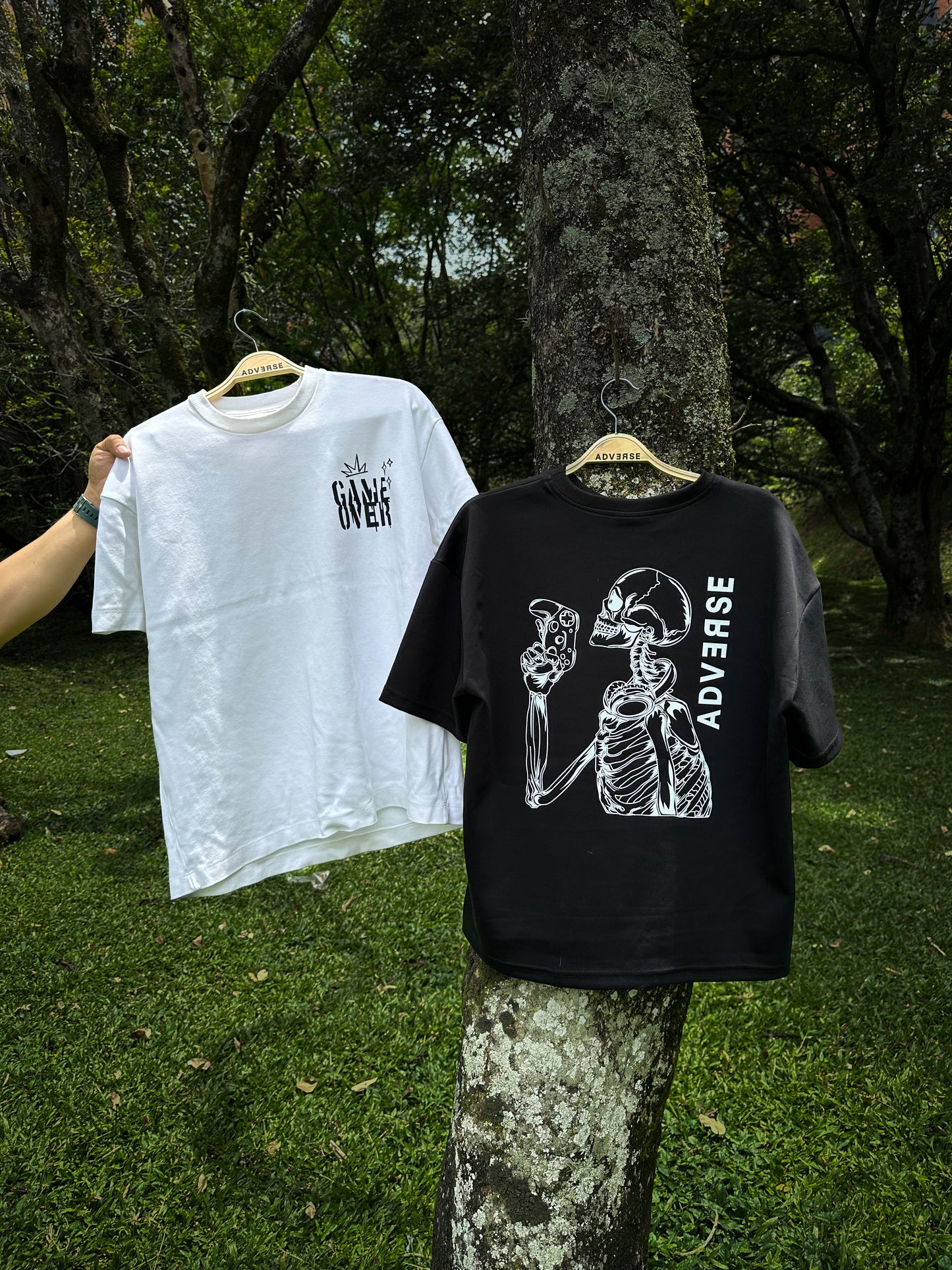 Camiseta Skeleton Gamer ADVERSE