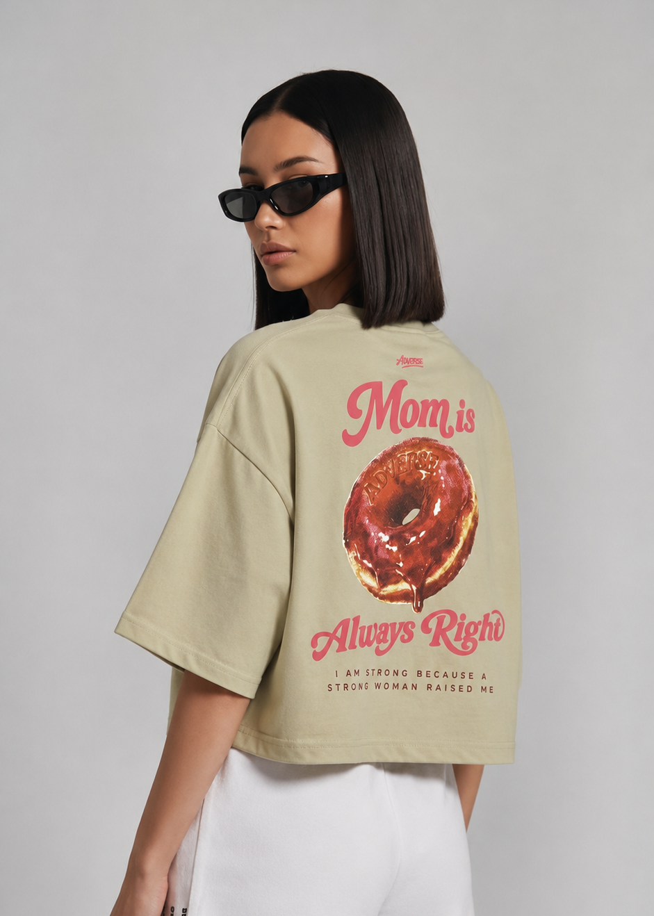 Croptop oversize Mom is always right