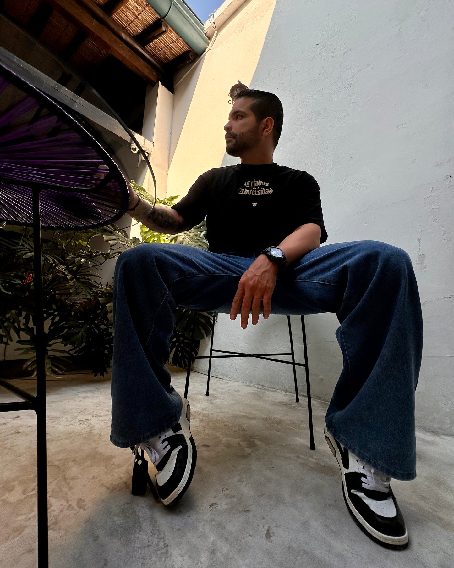 Camiseta CRIADOS EN LA ADVERSIDAD