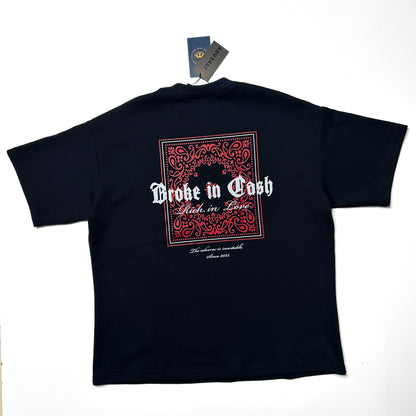 Camiseta Broke in Cash, Rich in Love