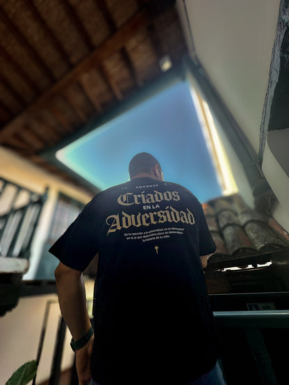 Camiseta CRIADOS EN LA ADVERSIDAD