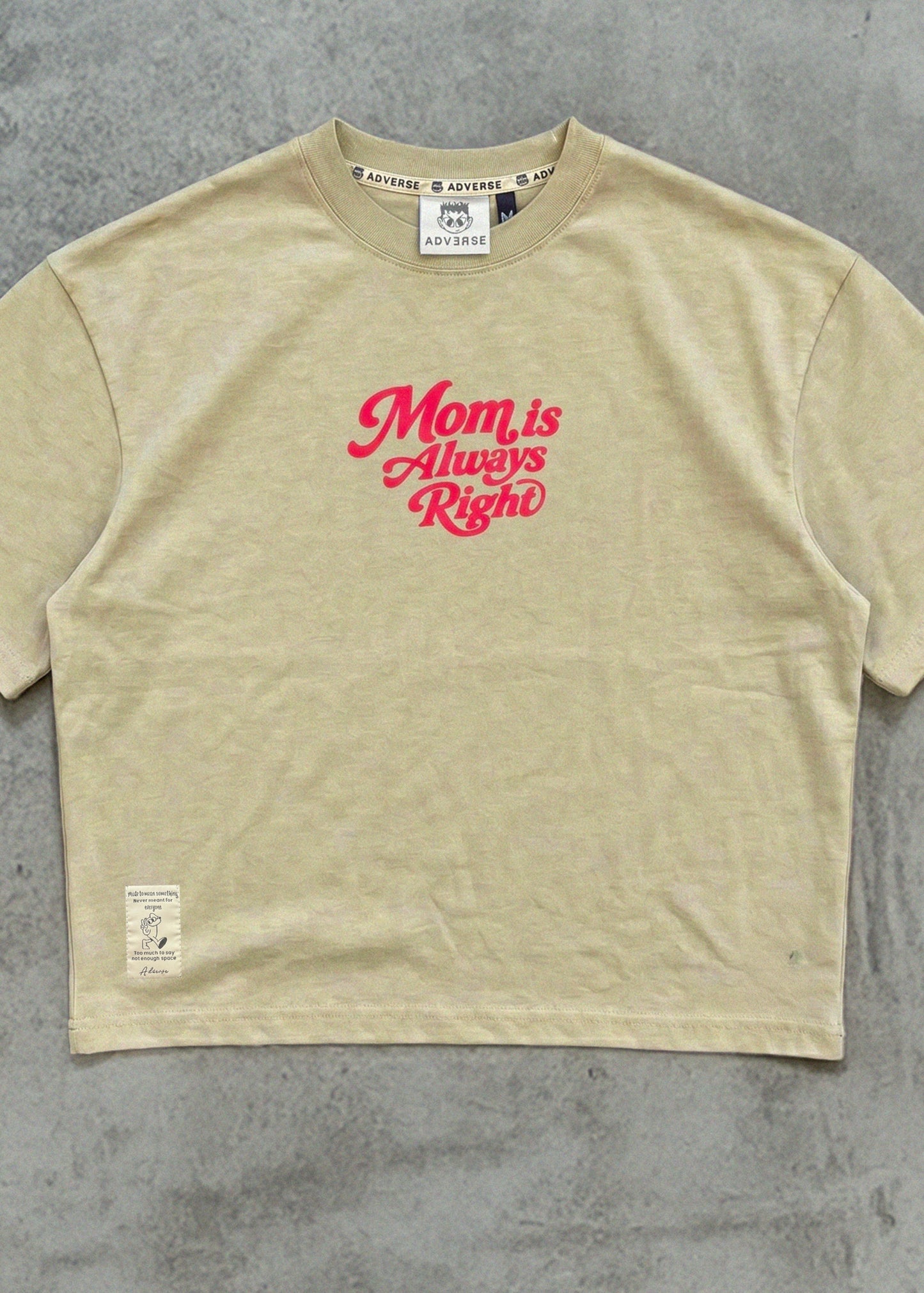 Croptop oversize Mom is always right