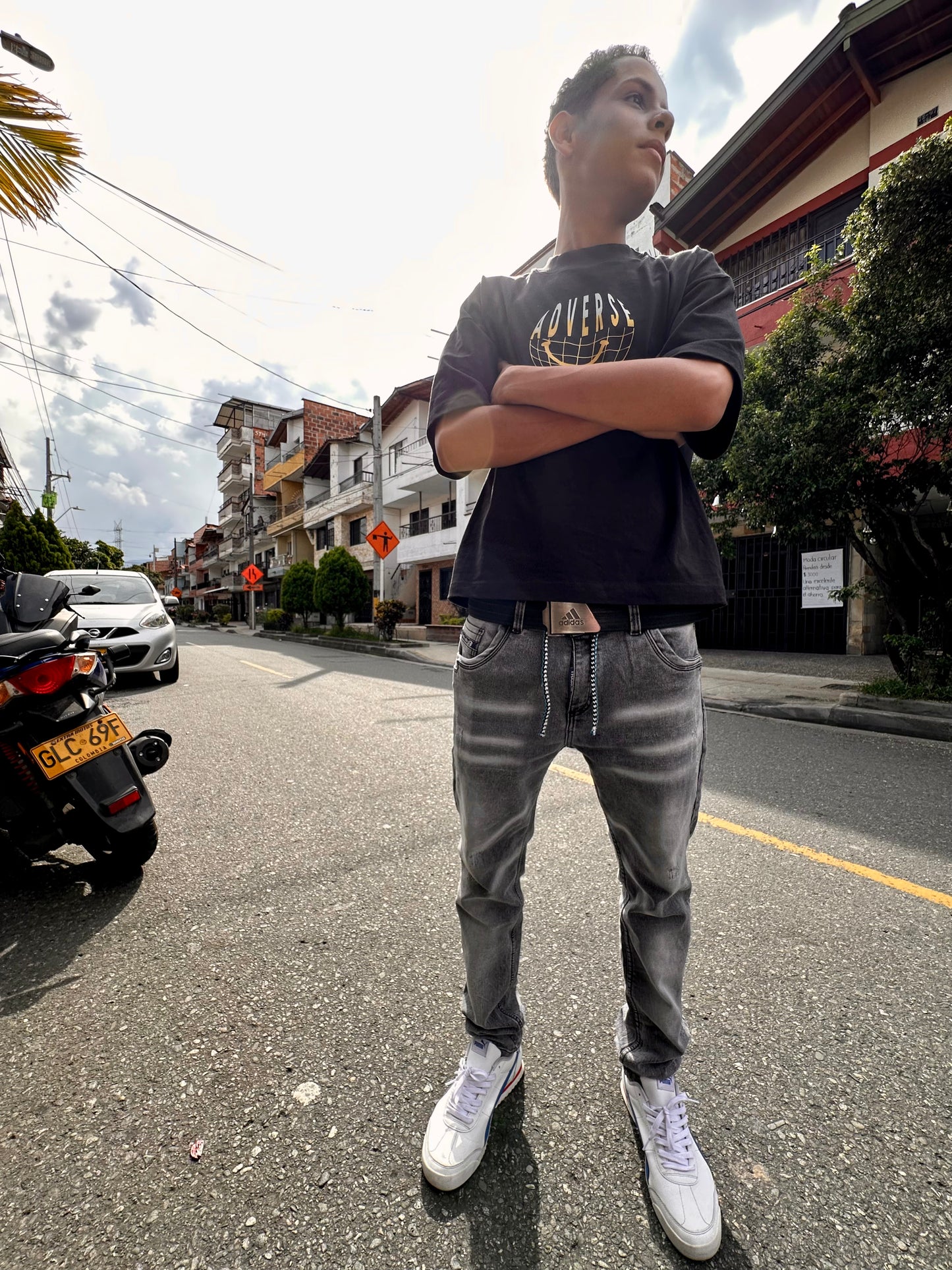 Camiseta Not Every Smile Means Happiness