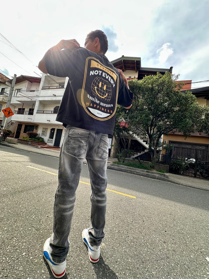 Camiseta Not Every Smile Means Happiness